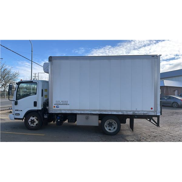 2018 ISUZU NRR GOLD KEY, 2DR BOX CAB OVER TRUCK, WHITE, VIN JALE5W16X57300729,