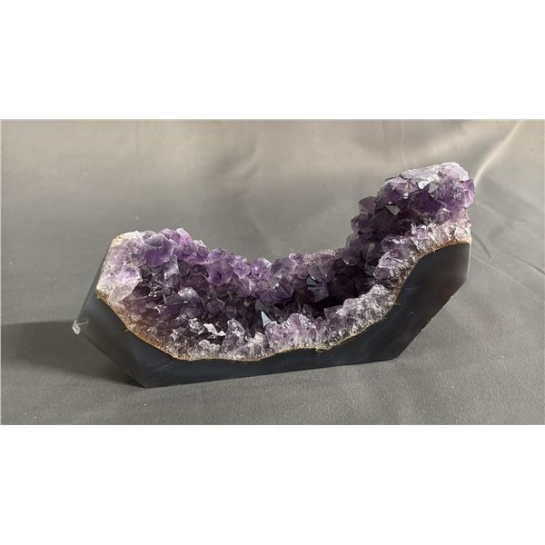 AMETHYST CRYSTAL CLUSTER: APPROX. 7"W X 4"T X 1"D
