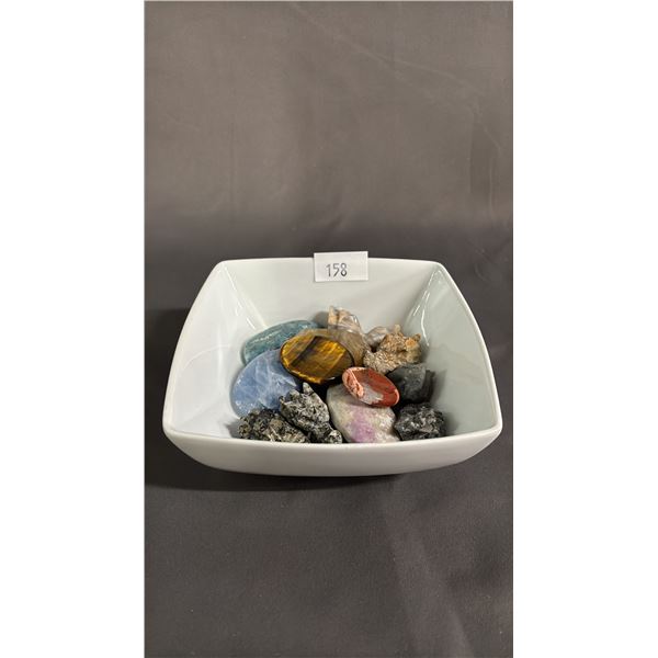 COLLECTION OF HACKMANITE, AMAZONITE, DENDRITIC GOLDEN QUARTZ & MORE: IN GLASS BOWL