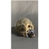Image 2 : CARVED AGATE SKULL: APPROX. 2" TALL