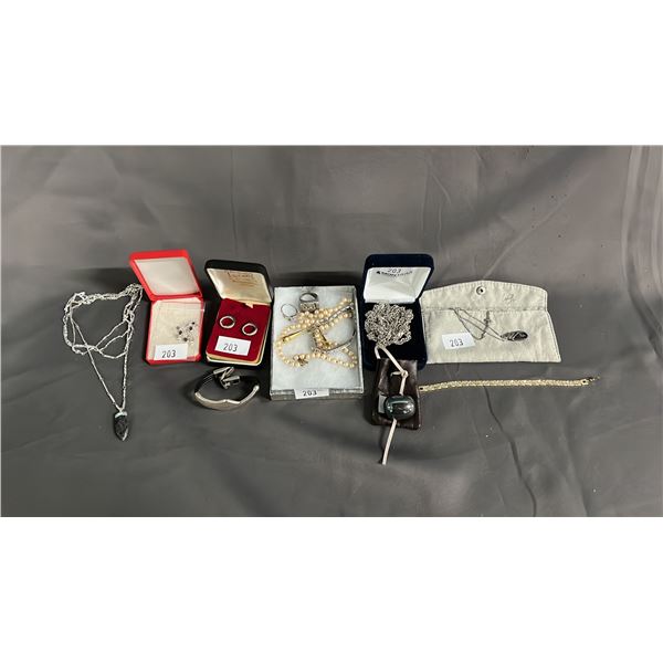 COLLECTION OF ASSORTED FASHION JEWELRY, EARRINGS, NECKLACES, RINGS & MORE