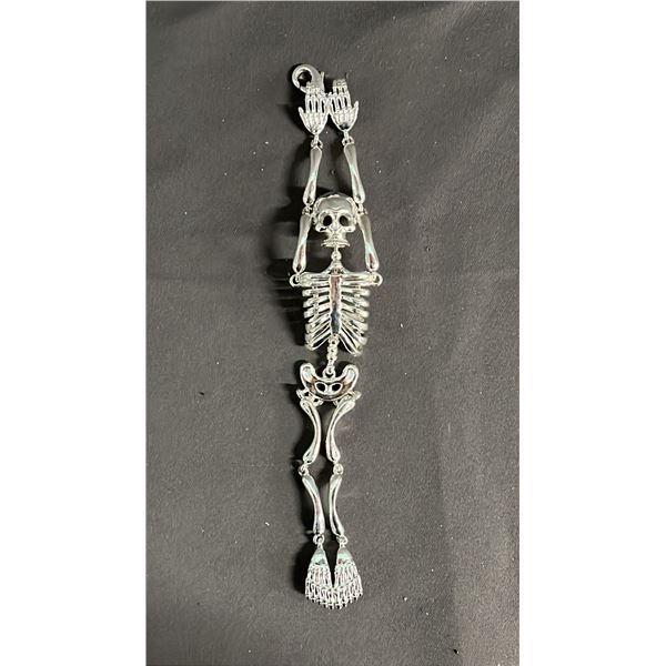 SKELETON BRACELET *CLASP NEEDS REPAIR*