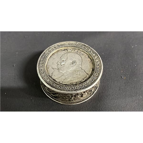 MILITARY PORTRAIT BOX