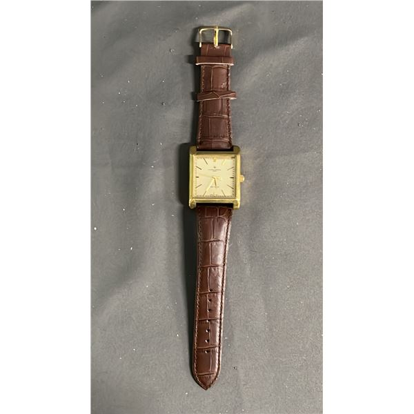 MAN'S MECHANICAL WRIST WATCH