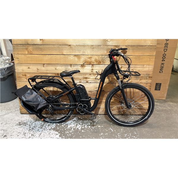 *POWERS ON* RAD POWER BIKES RADCITY E-BIKE WITH BATTERY (NO CHARGER, NO KEY, UNKNOWN WORKING