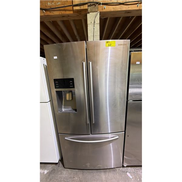SAMSUNG 36" STAINLESS STEEL FRENCH DOOR REFRIGERATOR WITH BOTTOM FREEZER DRAWER