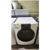 Image 3 : KENMORE ELITE FRONT LOAD WASHER & DRYER SET