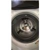 Image 8 : KENMORE ELITE FRONT LOAD WASHER & DRYER SET