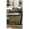 Image 1 : FRIGIDAIRE PROFESSIONAL SERIES STAINLESS STEEL ELECTRIC RANGE WITH CONVECTION OVEN