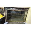 Image 4 : KITCHENAID STAINLESS STEEL ELECTRIC RANGE WITH CONVECTION OVEN