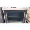 Image 4 : KITCHENAID WHITE ELECTRIC RANGE WITH ELECTRIC OVEN