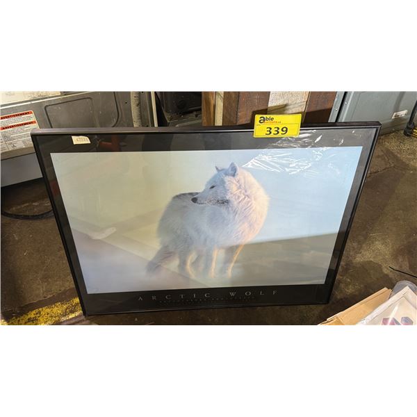 FRAMED ARTWORK OF ARCTIC WOLF