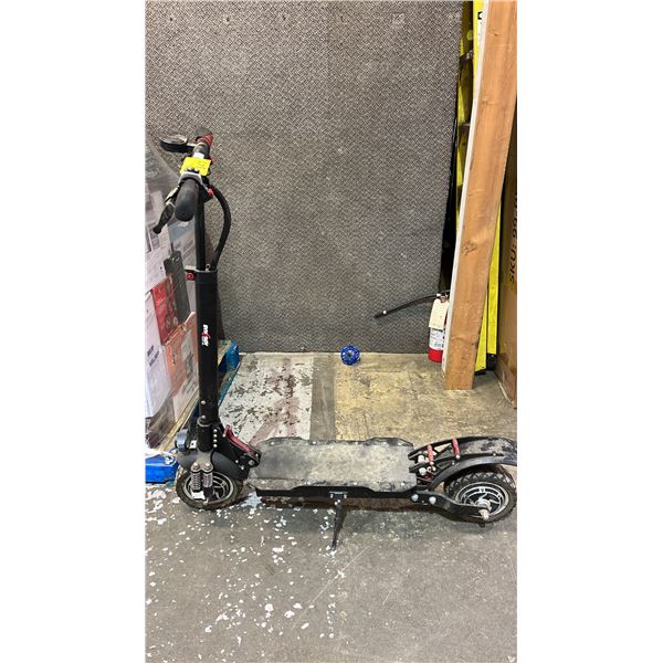 SYNERGY SIDEKICK ELECTRIC SCOOTER (NO CHARGER/ WORKING CONDITION UNKNOWN)