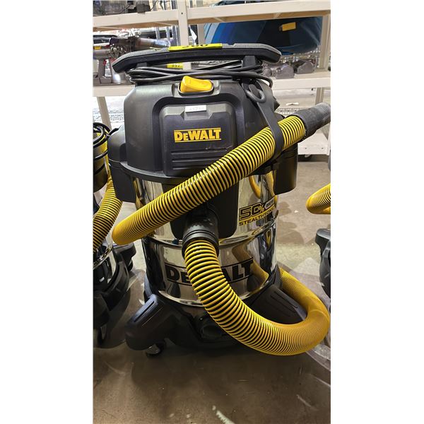 DEWALT 10 GALLON STAINLESS STEEL WET/ DRY VACUUM  (UNKNOWN WORKING CONDITION)