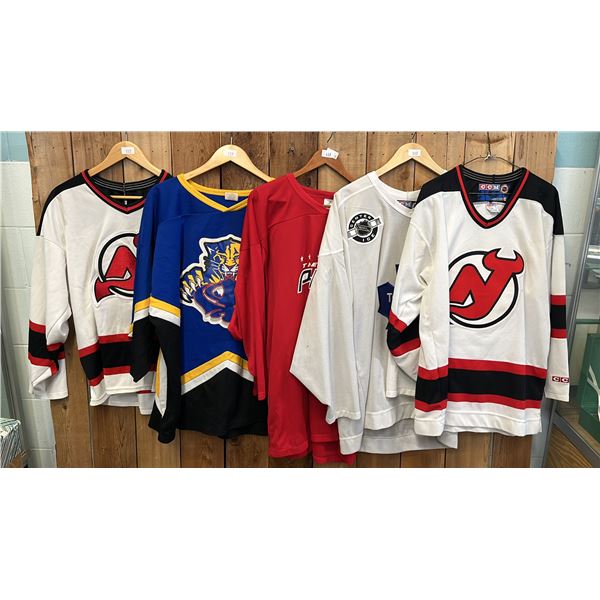 (5) ASSORTED HOCKEY JERSEYS INCLUDING; TORONTO MAPLE LEAFS, NEW JERSEY DEVILS, FLORIDA PANTHERS