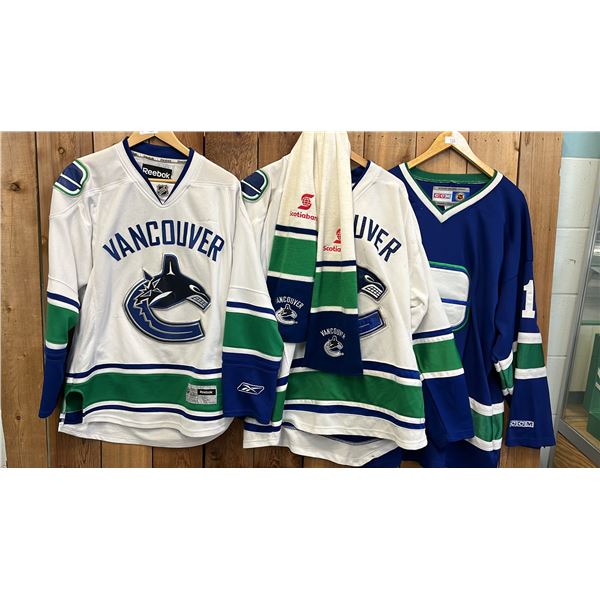 (3) ASSORTED VANCOUVER CANUCKS HOCKEY JERSEYS INCLUDING; CCM ROBERTO LUONGO SIZE XL, REEBOK CCM