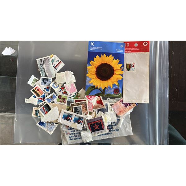 COLLECTION OF ASSORTED CANADIAN POSTAGE STAMPS