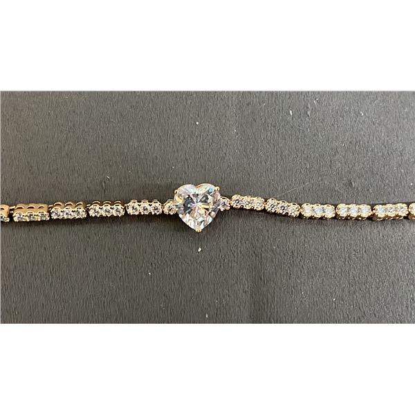 *NEW* 18K GOLD PLATED  4CT HEART CUT SIMULATED DIAMOND (CZ) BRACELET: ADJUSTABLE 6.75"-7.5" LONG