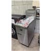 Image 1 : FORNO COMMERCIAL STAINLESS STEEL DUAL BASKET DEEP FRYER