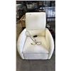 Image 3 : FABRIC ELECTRIC RECLINER (MISSING PARTIAL POWER CORD, UNKNOWN WORKING CONDITION)