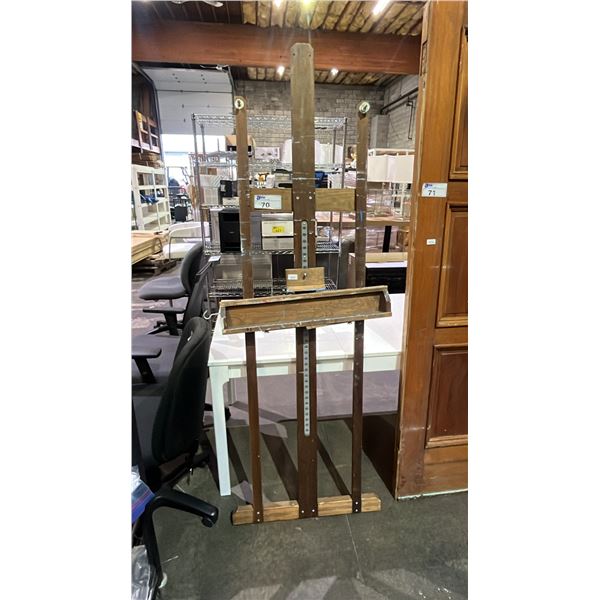 WOOD EASEL