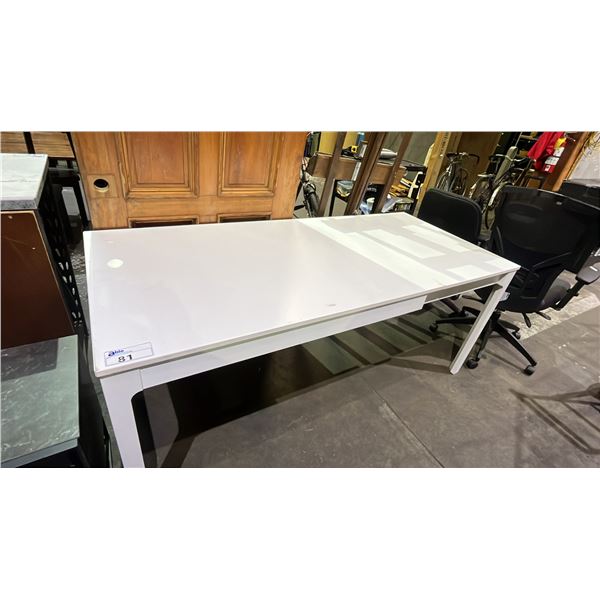 DINING TABLE (47" X 31.5" X 29.5") WITH PULL-OUT LEAF 23.5"W