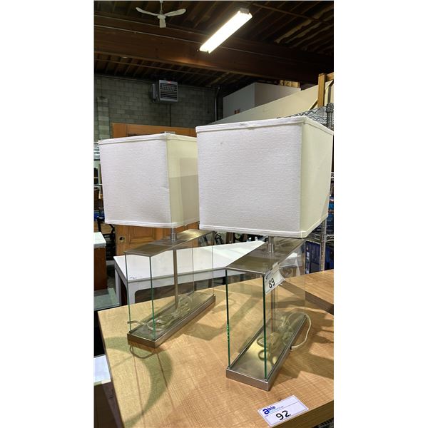PAIR OF MODERN GLASS & METAL TABLE LAMPS WITH SHADES