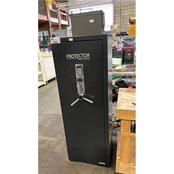 PROTECTOR DIGITAL ELECTRONIC SAFE WITH COMBO & KEYS, & (1) METAL AMMUNITION CASE