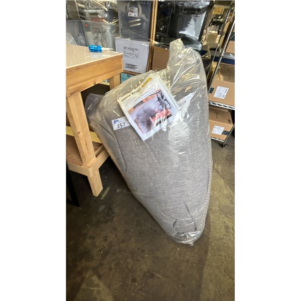 LIGHT GREY HEMP CHAIR