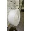 Image 1 : LARGE ROLL OF BUBBLE WRAP