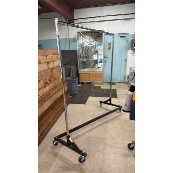 ROLLING METAL CLOTHING RACK