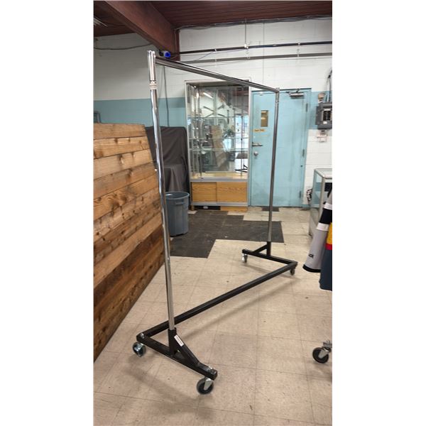 ROLLING METAL CLOTHING RACK