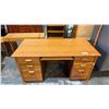 Image 1 : SOLID PINE DESK: APPROX. 60"W X 30"D X 30"T