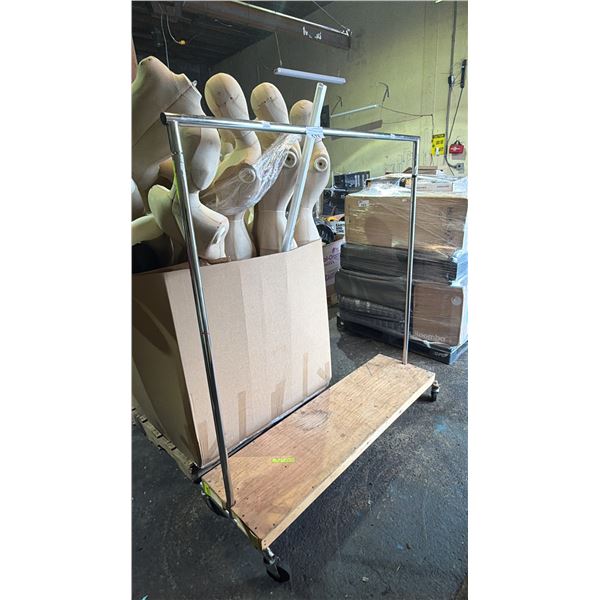 MOBILE METAL CLOTHING RACK