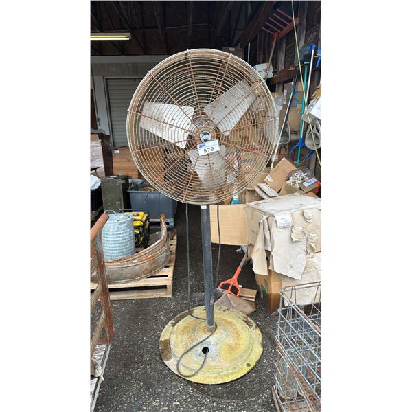 VINTAGE MASTER BREEZE INDUSTRIAL FLOOR FAN