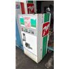 Image 1 : VINTAGE 7UP VENDING MACHINE