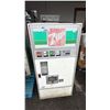 Image 3 : VINTAGE 7UP VENDING MACHINE