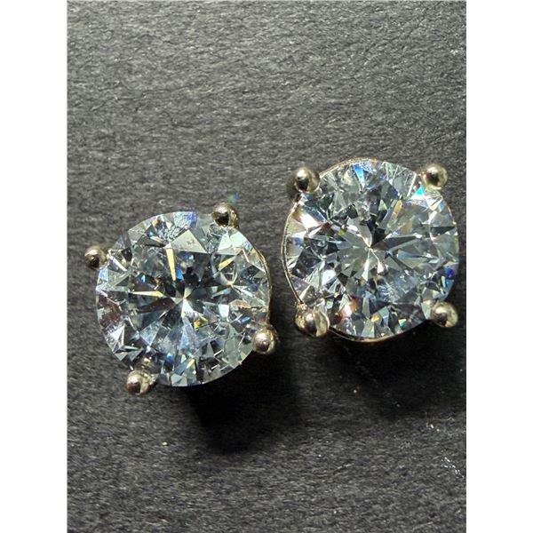 10K LAB DIAMOND (2.04CT)EARRINGS SLIGHT BLUE HUE, APPRAISED INSURANCE VALUE $2000