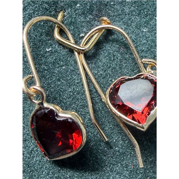 10KGARNET (1.75CT) EARRINGS, SUGGESTED RETAIL VALUE $600