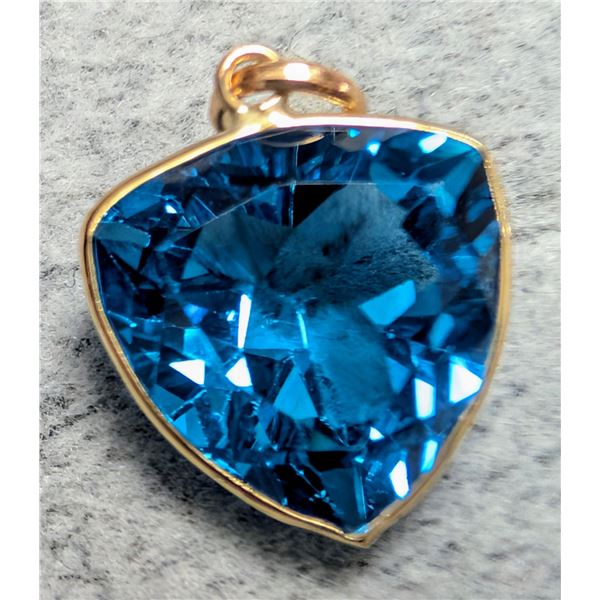 10K(1.63G), BLUE TOPAZ (7CT) PENDANT,  SUGGESTED RETAIL VALUE $620