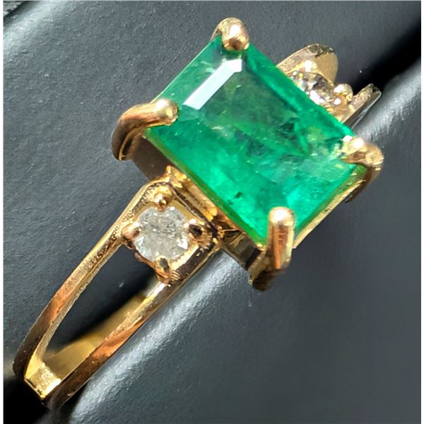 10K(1.55G), NATURAL EMERALD (0.98CT), DIAMOND (0.04CT)RING, SIZE 5.5, APPRAISED INSURANCE VALUE $...
