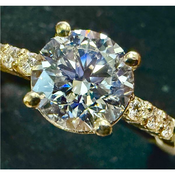 10K(1.77G), LAB DIAMOND (1.1+0.08CT) RING (SIZE 6) APPRAISED INSURANCE VALUE $2100