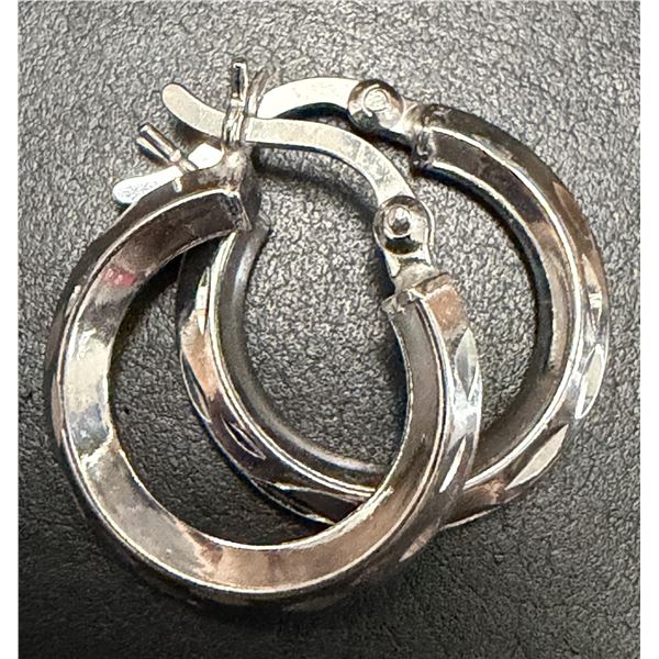 SILVER(1.35G), SMALL HOOP EARRINGS