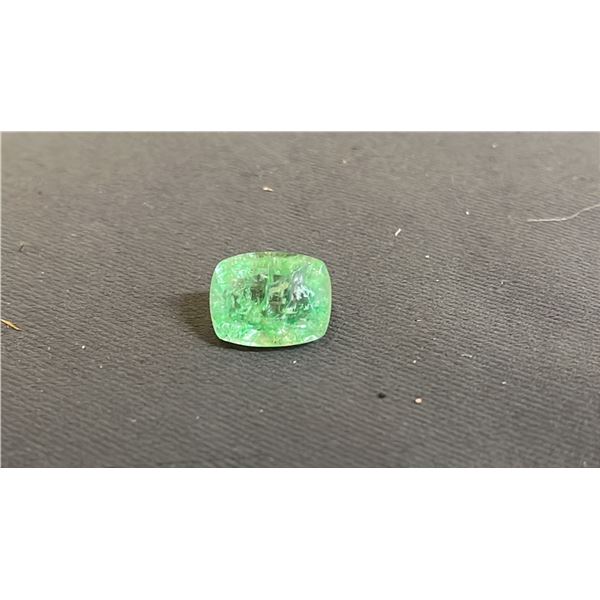 EMERALD CUT GREEN GEMSTONE
