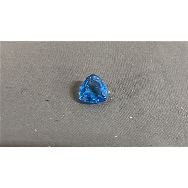 TRILLIANT CUT BLUE GEMSTONE