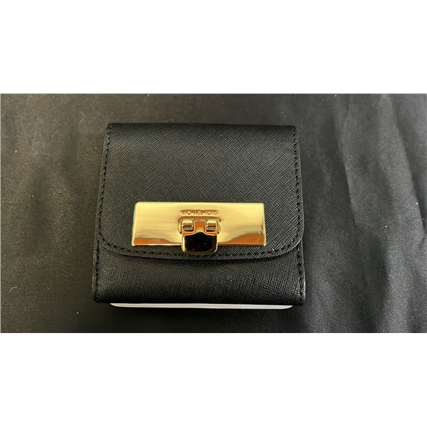 *NEW WITH TAGS* MICHAEL KORS LEATHER TRIFOLD FLAP WALLET