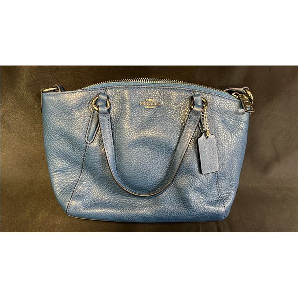 *NEW WITH TAGS* COACH LEATHER ZIPPERED CROSSBODY PURSE