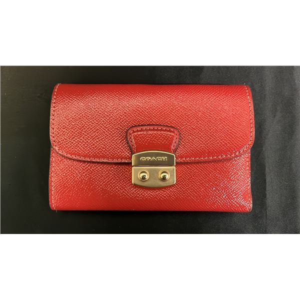 *NEW WITH TAGS* COACH LEATHER MEDIUM ENVELOPE WALLET