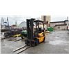 Image 2 : HYUNDAI HLF25C-5 FORKLIFT YELLOW