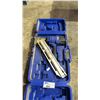 Image 1 : CAMPBELL HAUSFELD AIR NAILER WITH CASE